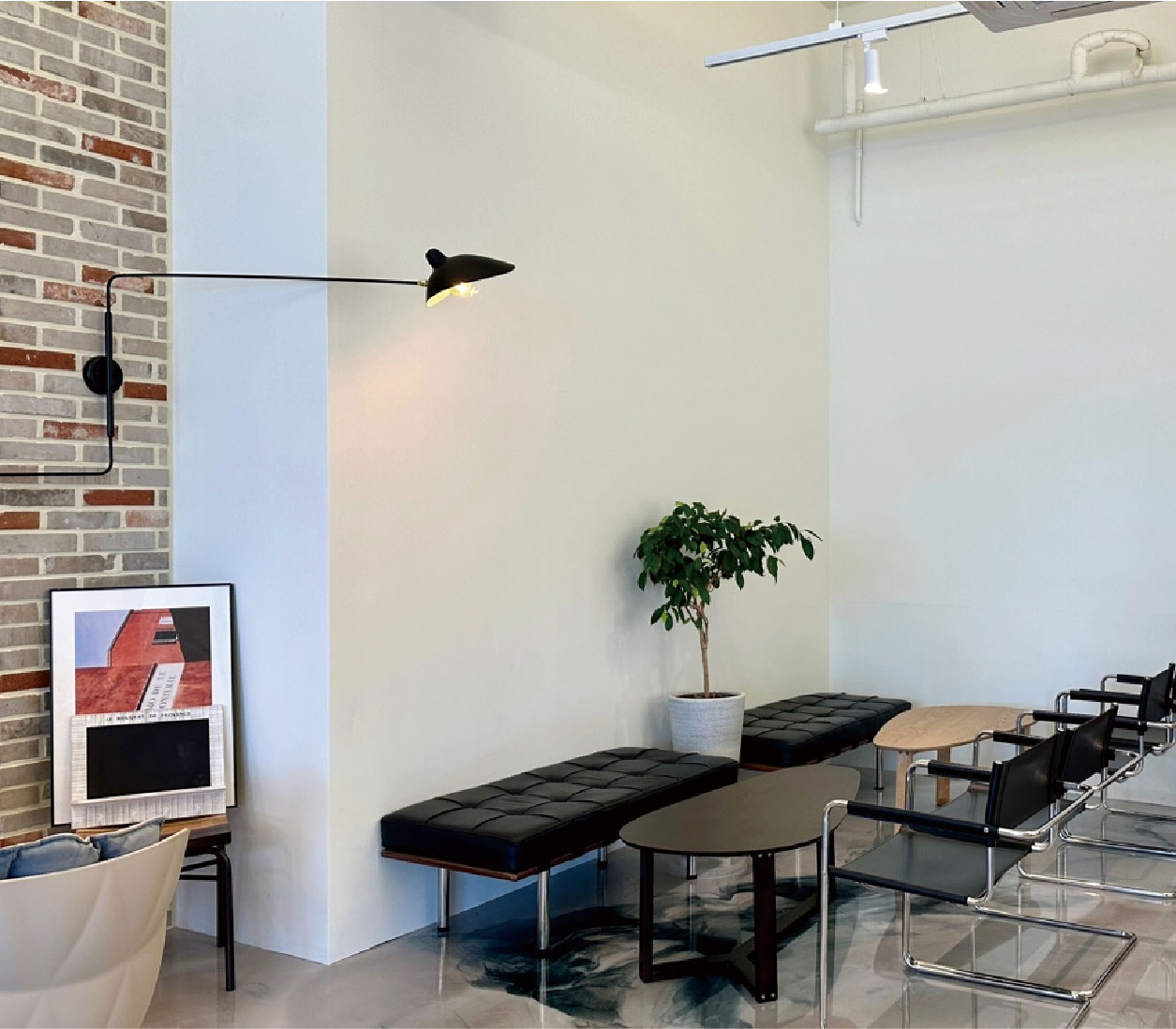2F Interior Show Room Gallery 4